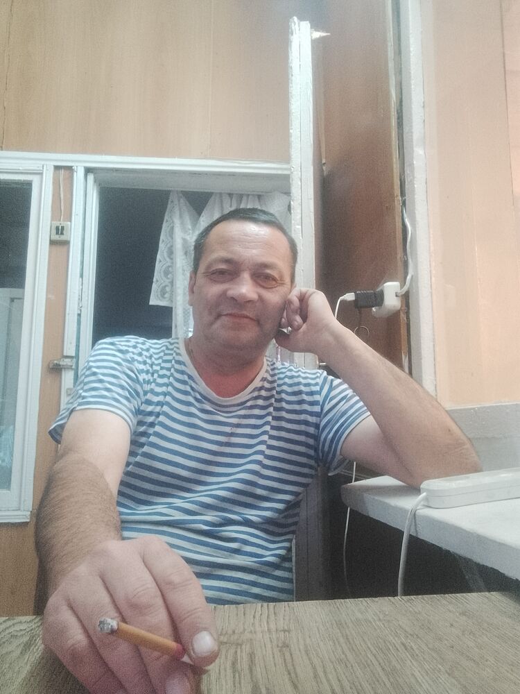  53052205  , 49 ,    