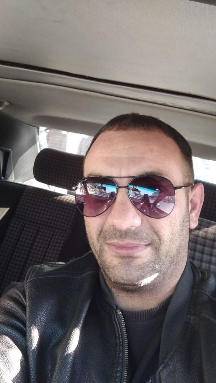  52394325  Bad boy, 41 ,    