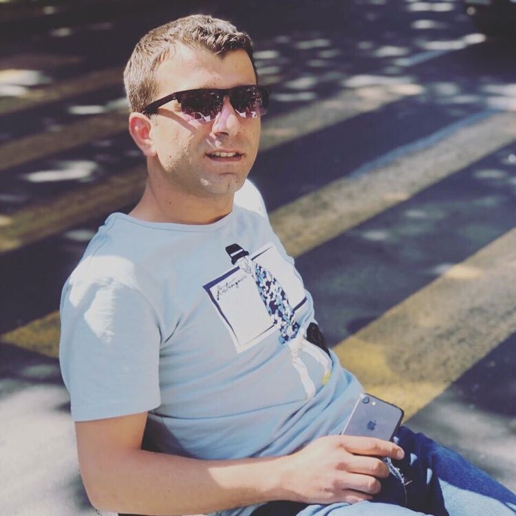 ���� 27849615 ������� Hrach, 37 ���, ���� ���������� � �������