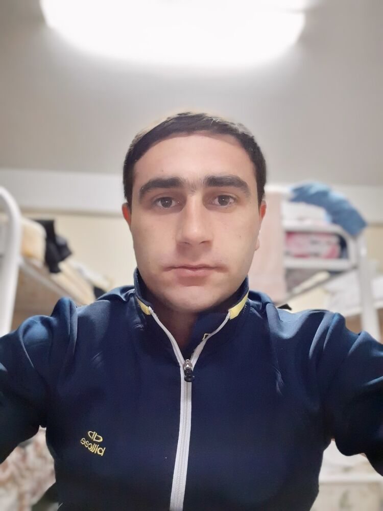  19024665  , 40 ,    