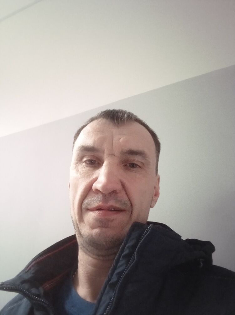  43077975  , 48 ,    