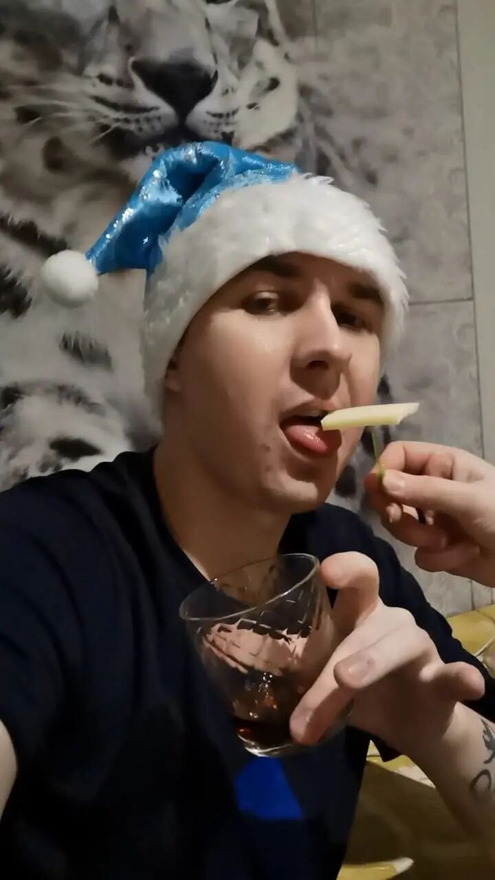 ���� 30493275 ������� ������, 32 ����, ���� ���������� � �������