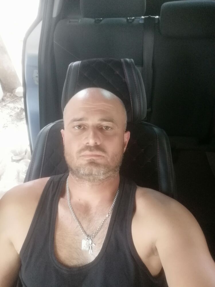  28458685  , 38 ,    