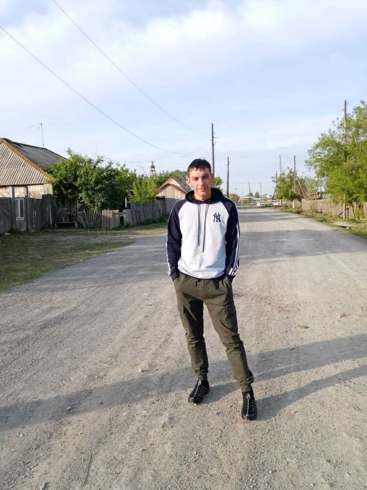  ,   Rinat, 35 ,   ,   