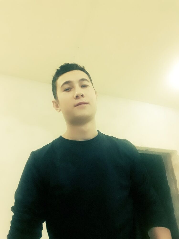  18365145  Firdavs, 24 ,    