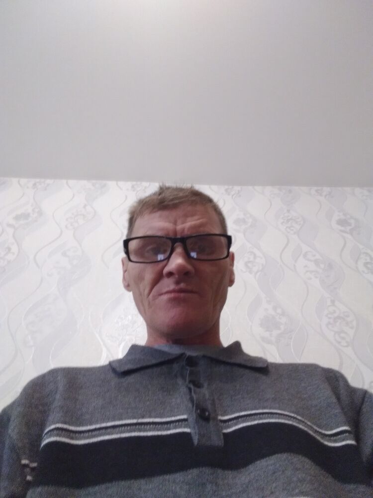  47343705  Sergei, 48 ,    