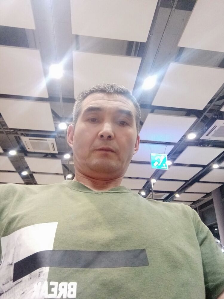  22253845  , 44 ,    