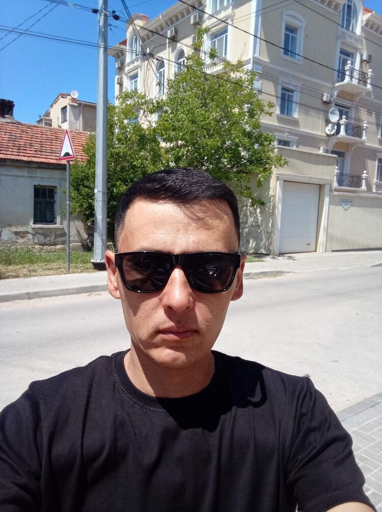  49318585  , 36 ,    