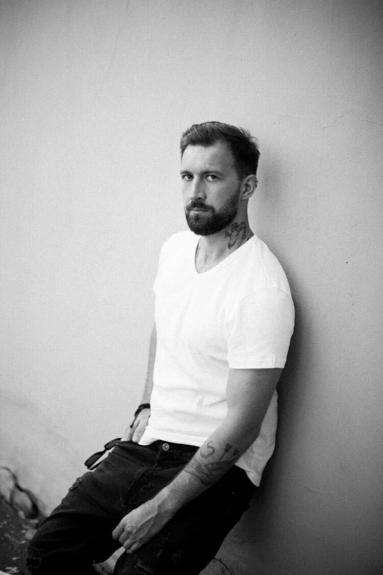  38269795  , 35 ,    -