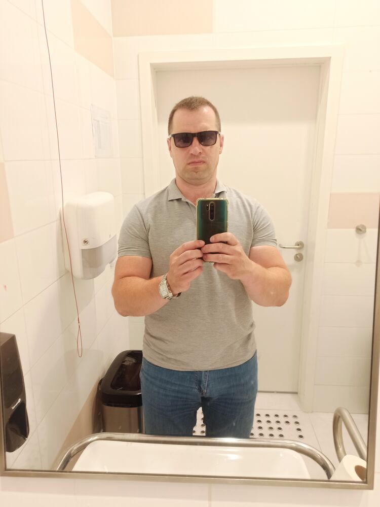  ,   Dima, 44 ,   ,   , c , 