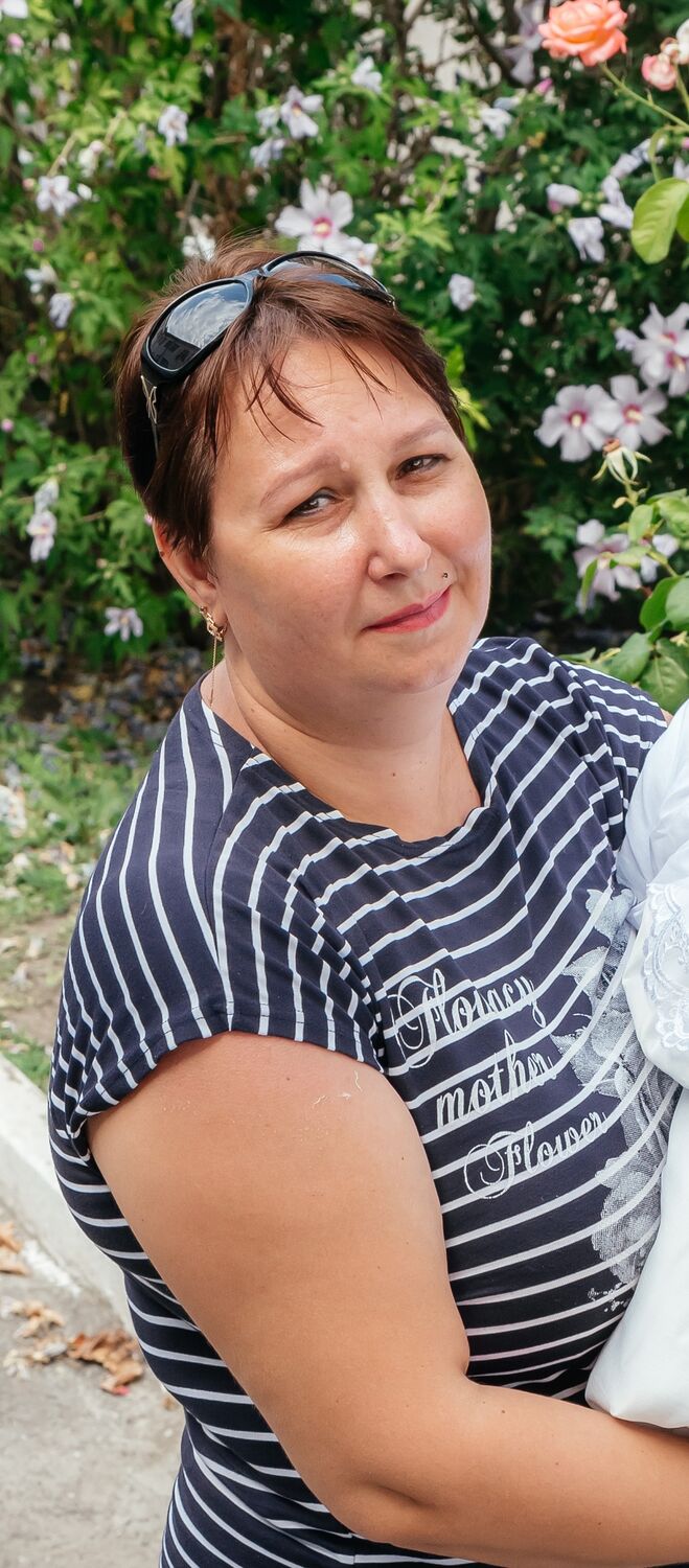  53389995  Anna, 40 ,    --