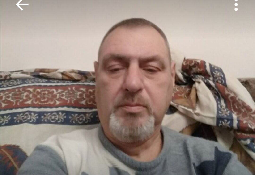  27033305  , 61 ,    
