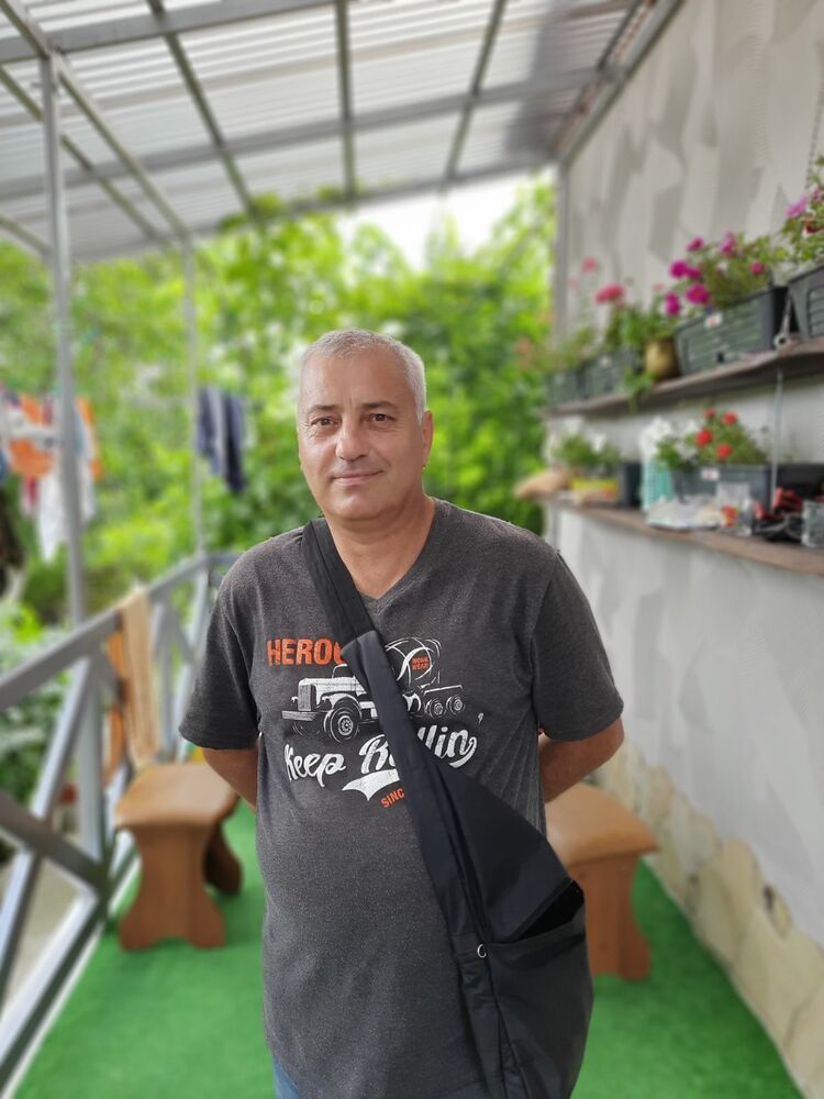  ,   , 48 ,   , 