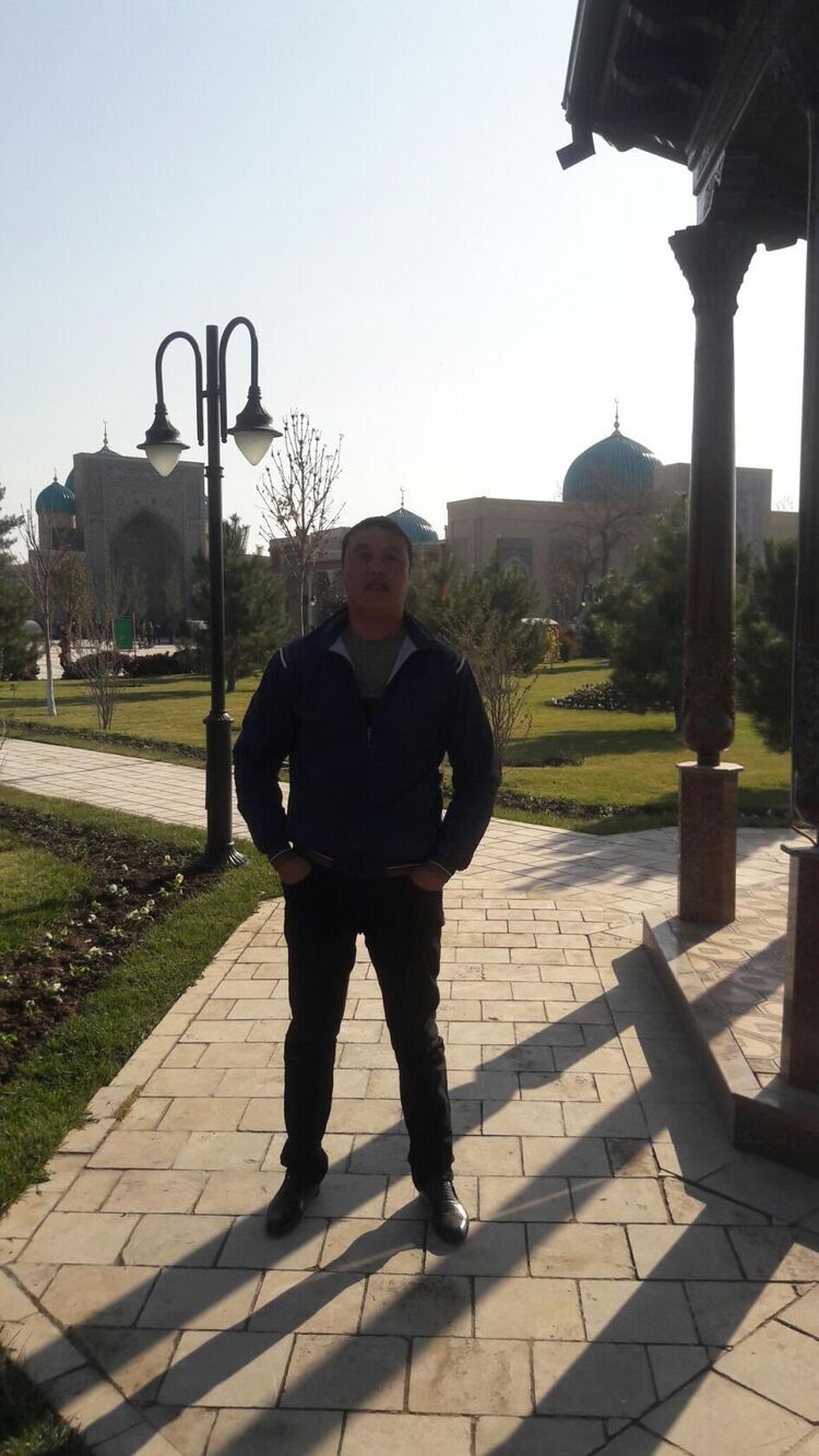  30435965  Mustafo, 38 ,    