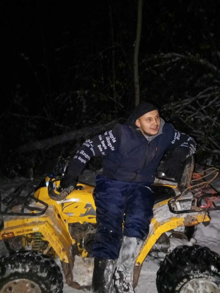  47765635  , 29 ,    