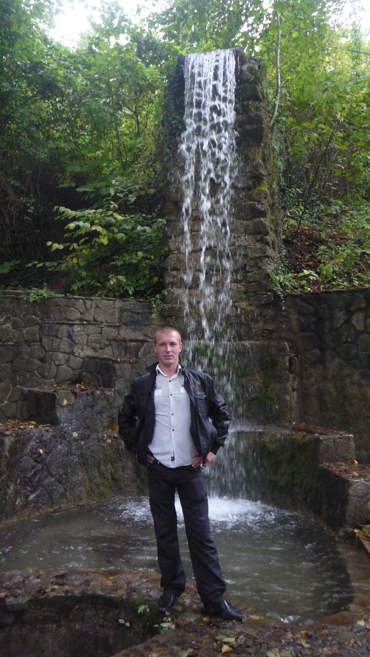  ,   Sergei, 38 ,   ,   , c 