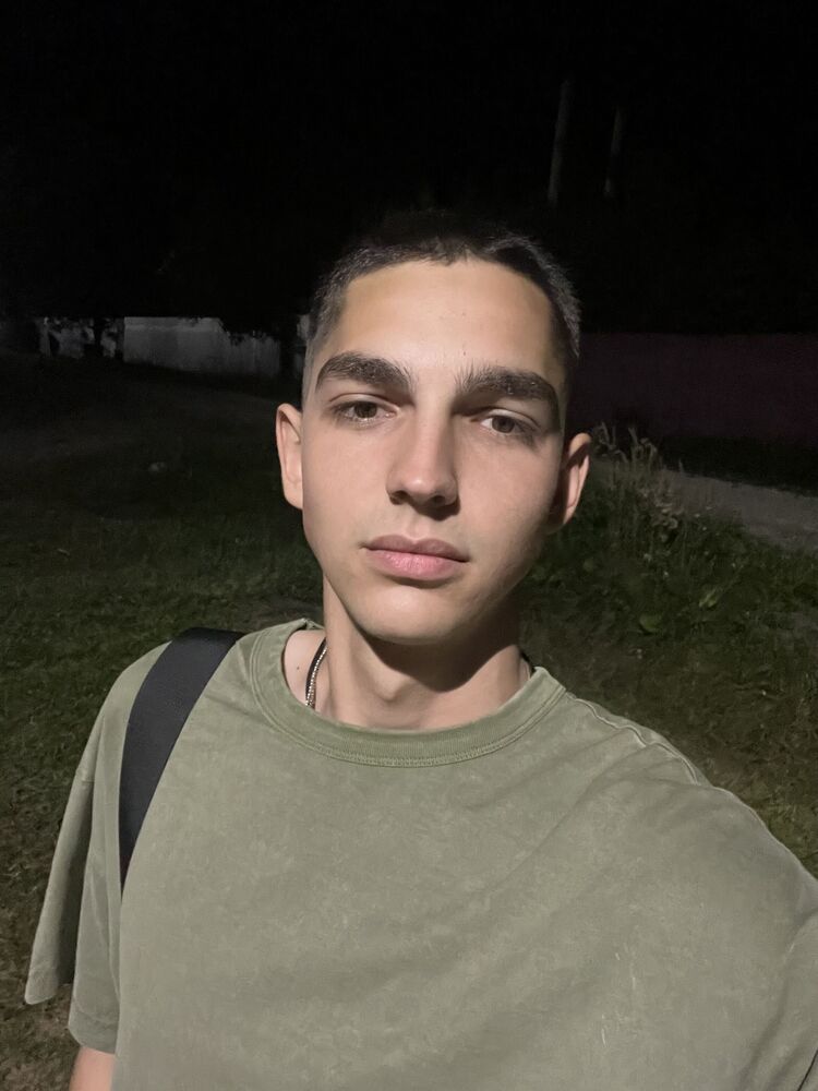  46267595  , 22 ,    