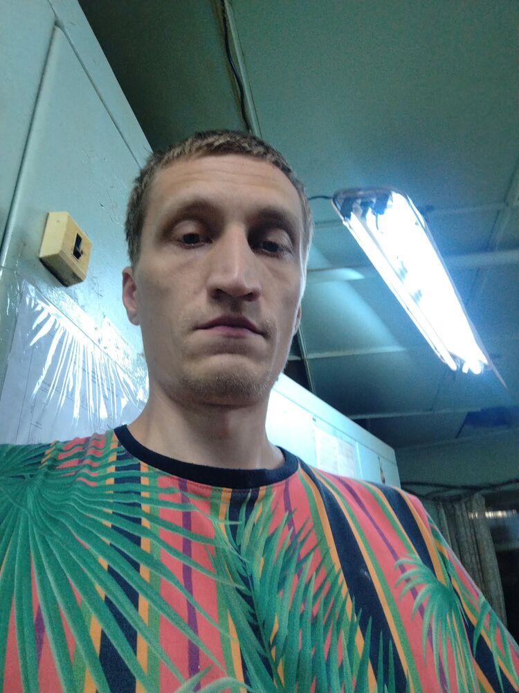  53456155  Furik, 30 ,    