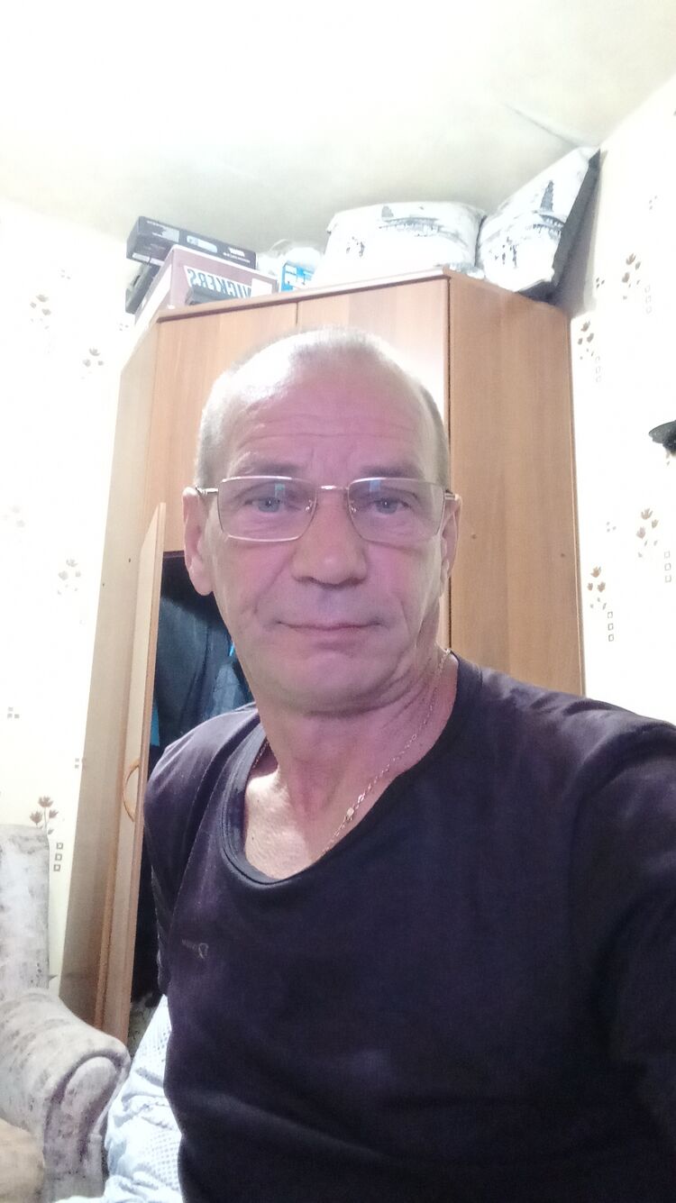  48102155  , 57 ,    