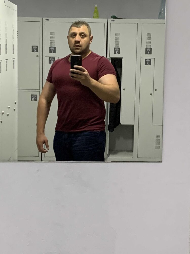  ,   Andriy, 36 ,   ,   