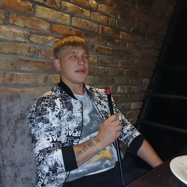  19025595  , 33 ,    