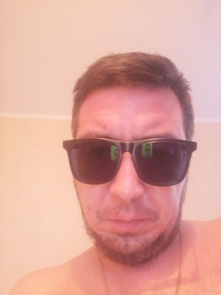  ,   Igor, 37 ,   ,   