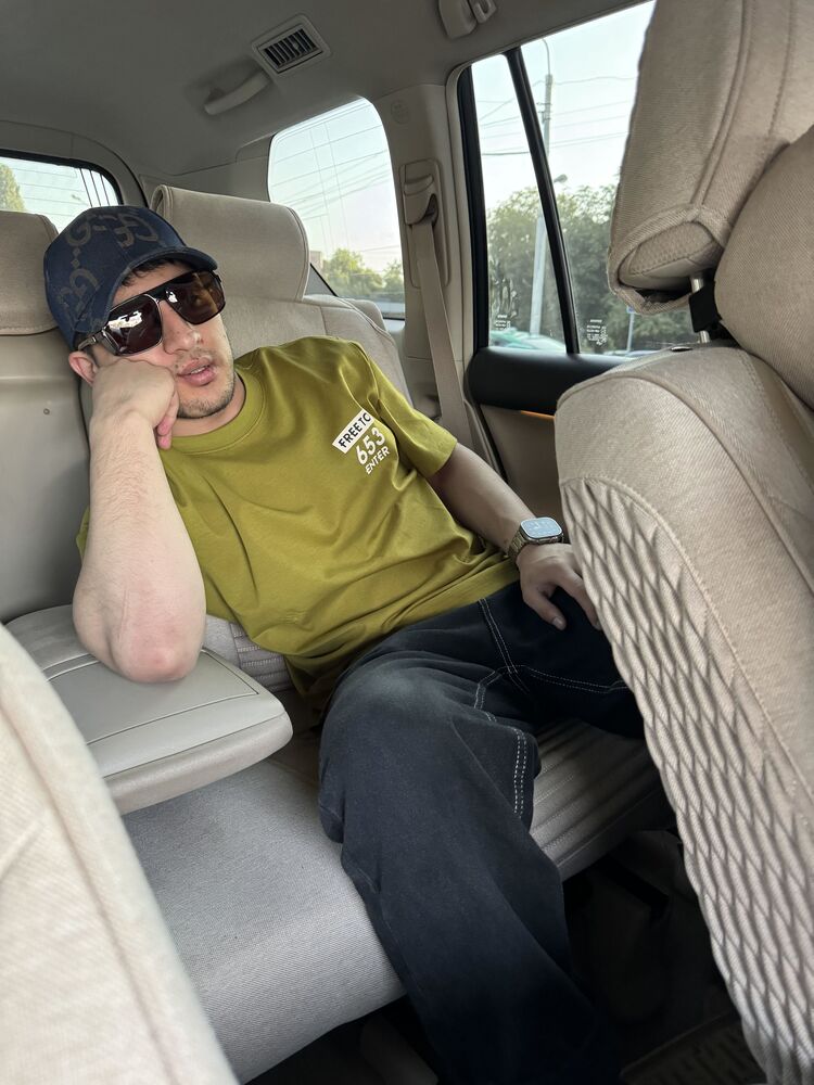  44187215  Usmon, 30 ,    