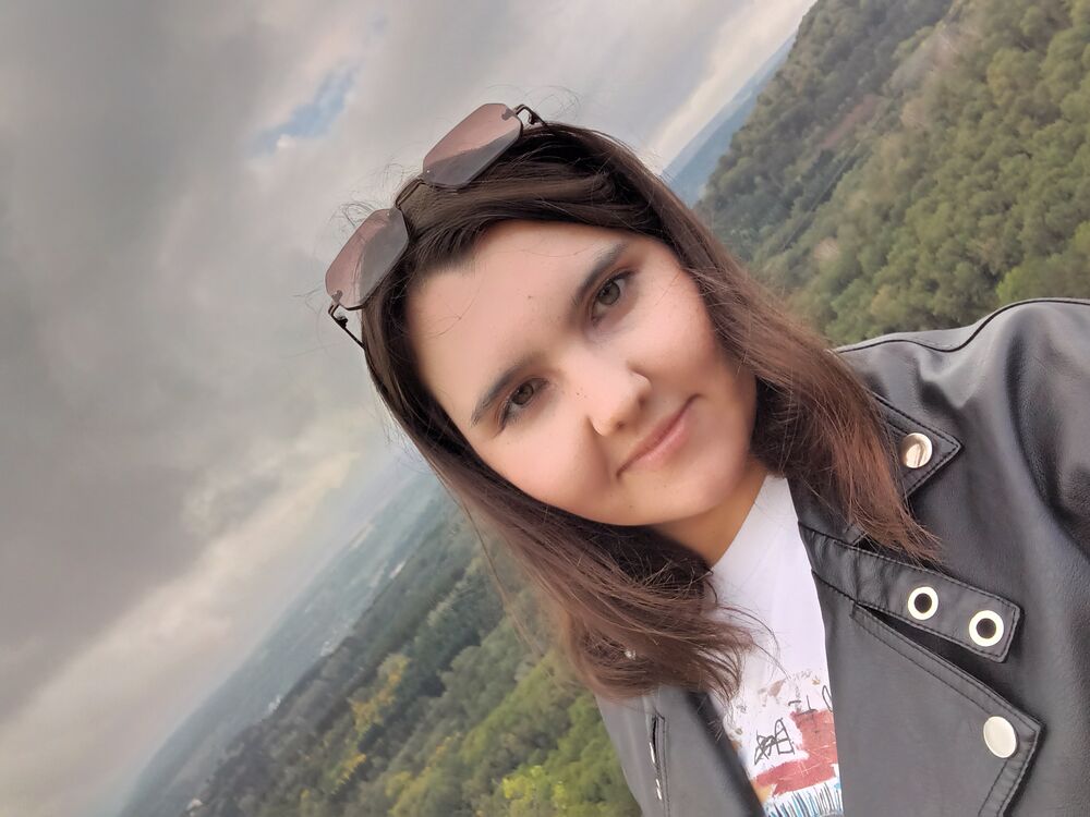  33044535  , 28 ,    --