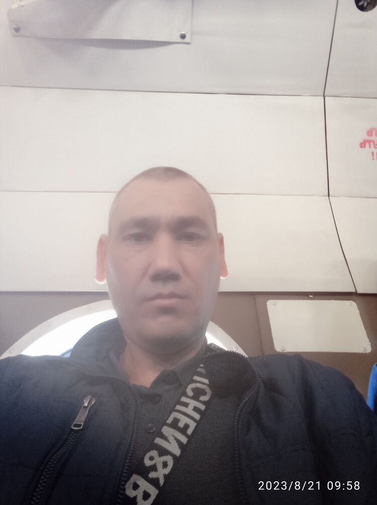  42683665  , 45 ,    
