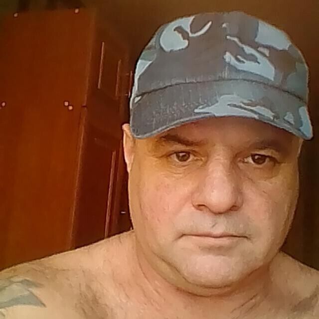  32379685  , 53 ,    