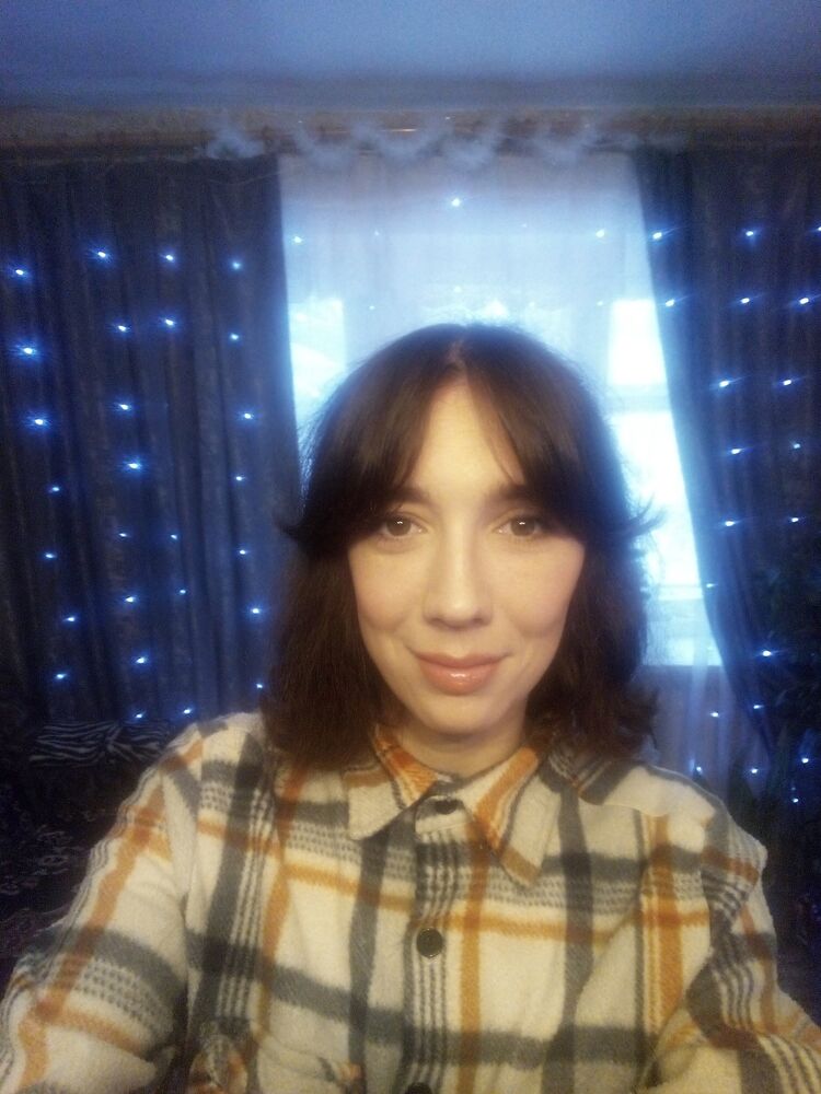  ,   Anastasia, 33 ,   ,   