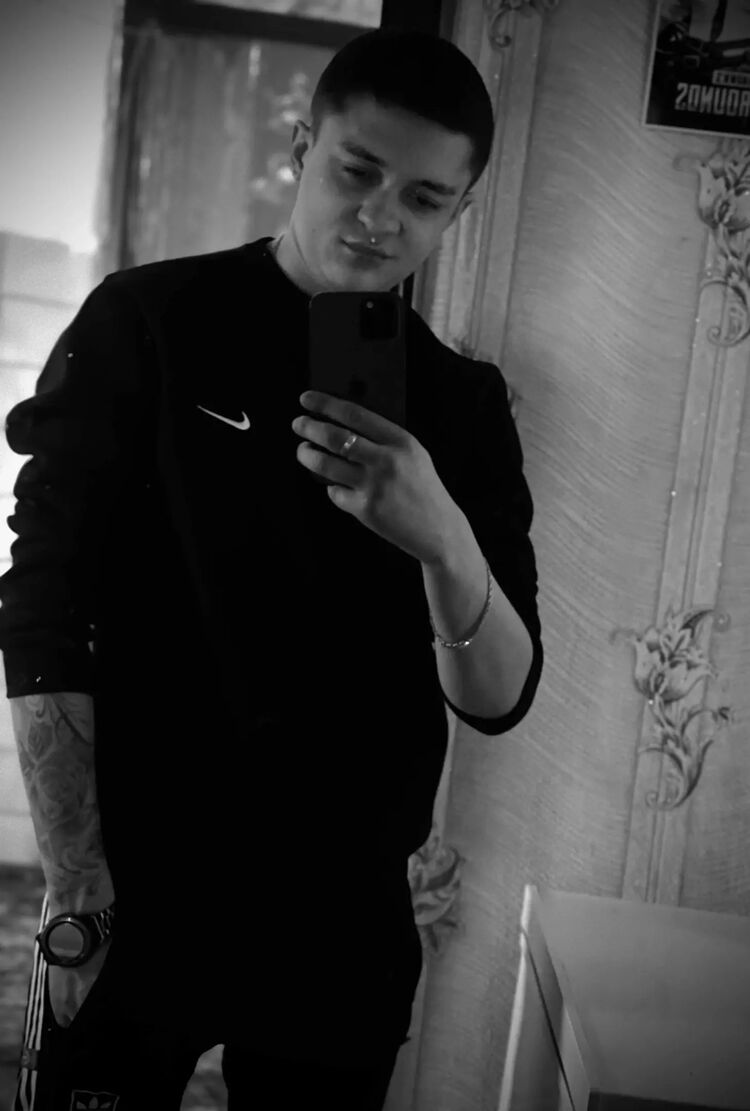  ,   Nick, 27 ,   ,   