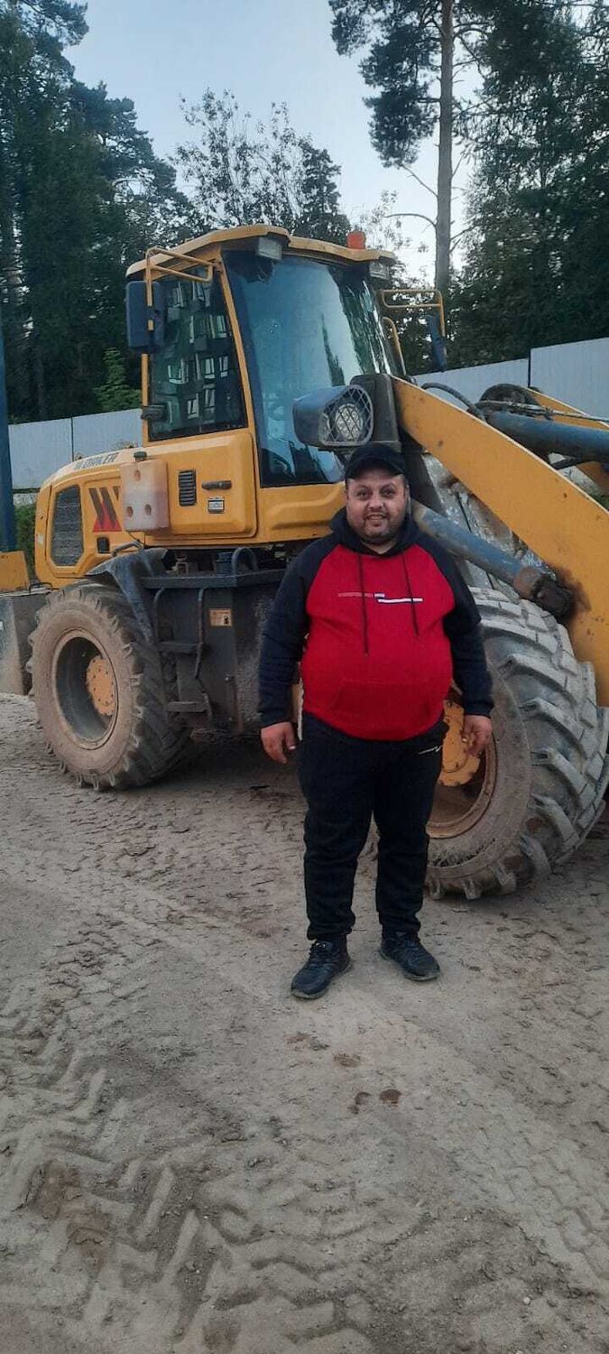  53607355  Rustam, 46 ,    