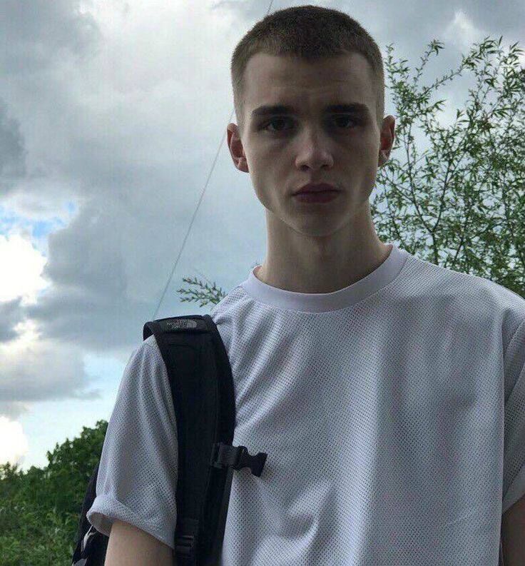  48622755  Denissss, 18 ,    