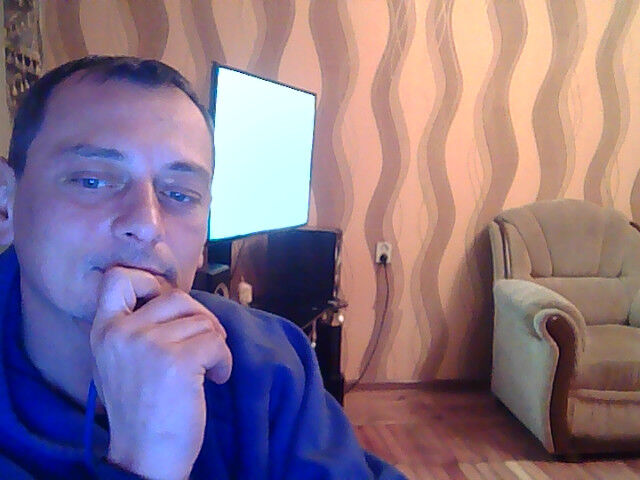  8886055  Giorgi, 46 ,    