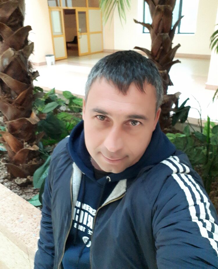  ,   Vadim, 44 ,   ,   , c 