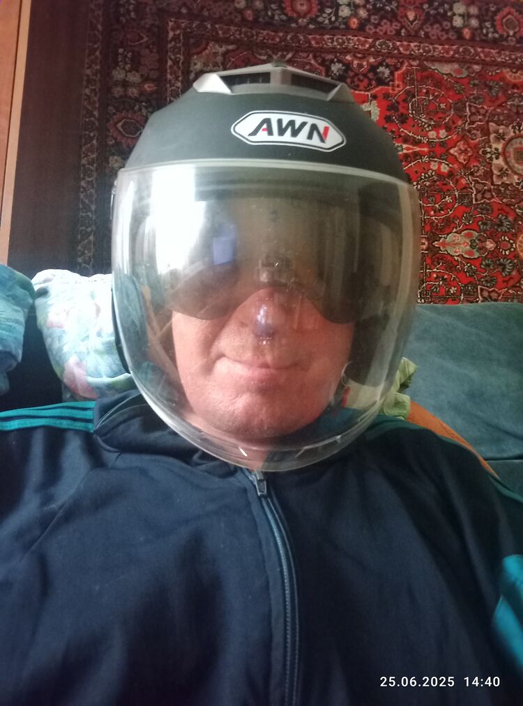  ,   Viktor, 53 ,   ,   , c , 