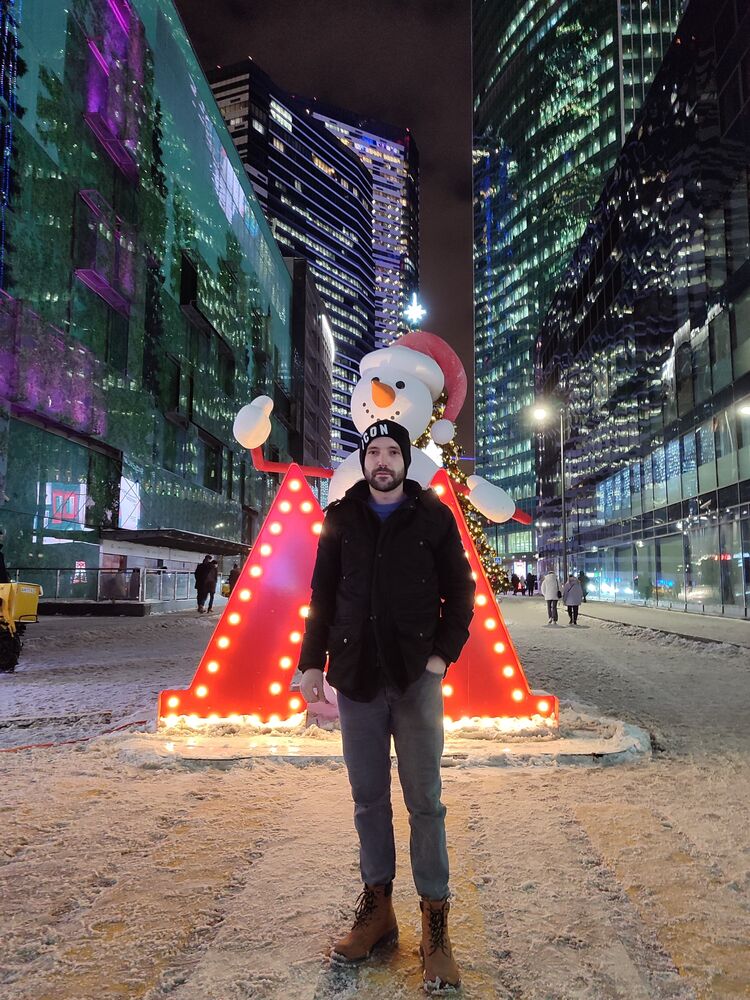  ,   Yasin, 24 ,   ,   