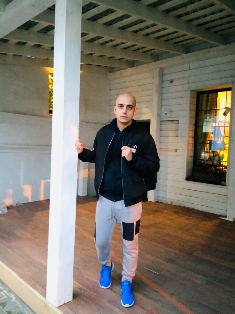  ,   Sergei, 42 ,   ,   