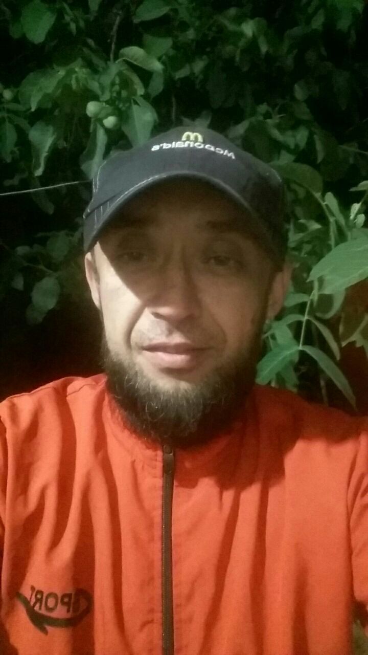  35588925  , 39 ,    
