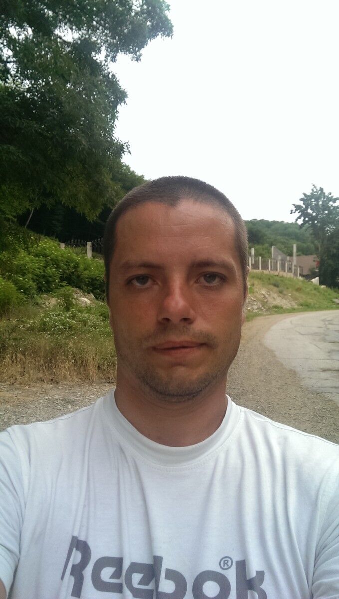  ,   Qwert, 46 ,  