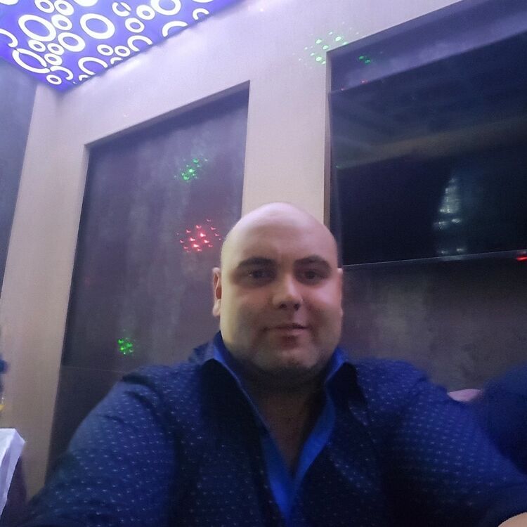  8240745  , 40 ,    