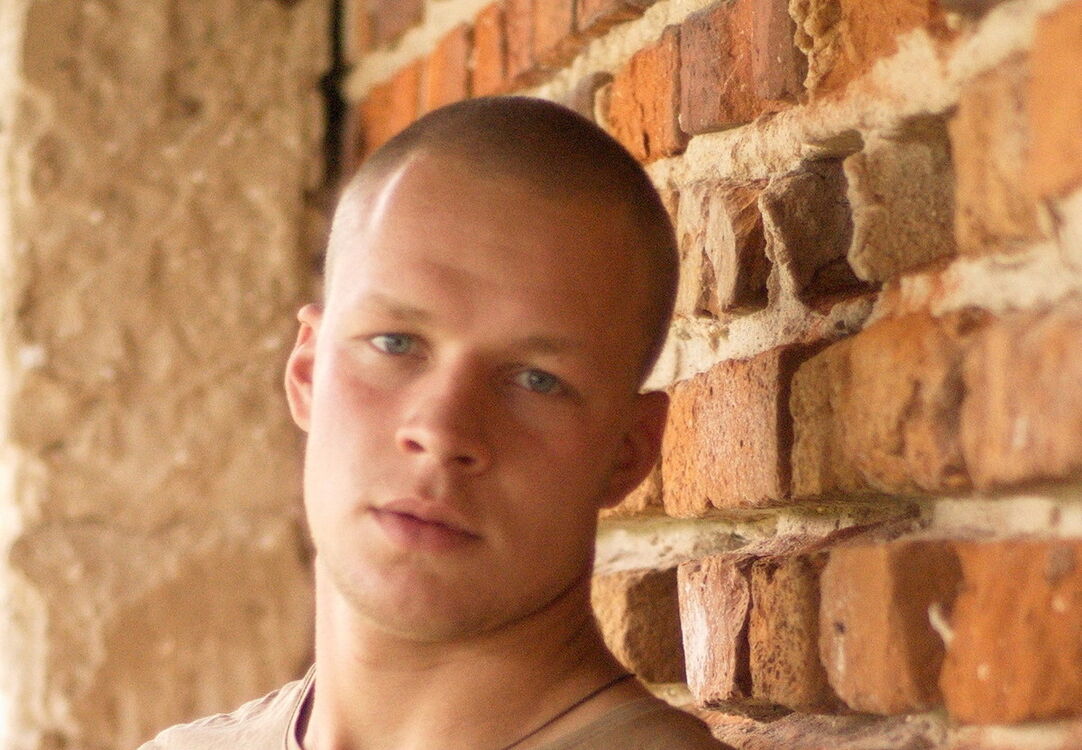 ���� 10437425 ������� ����, 37 ���, ���� ���������� � ������