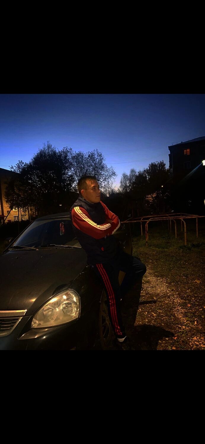  ,   Maxim, 28 ,   ,   
