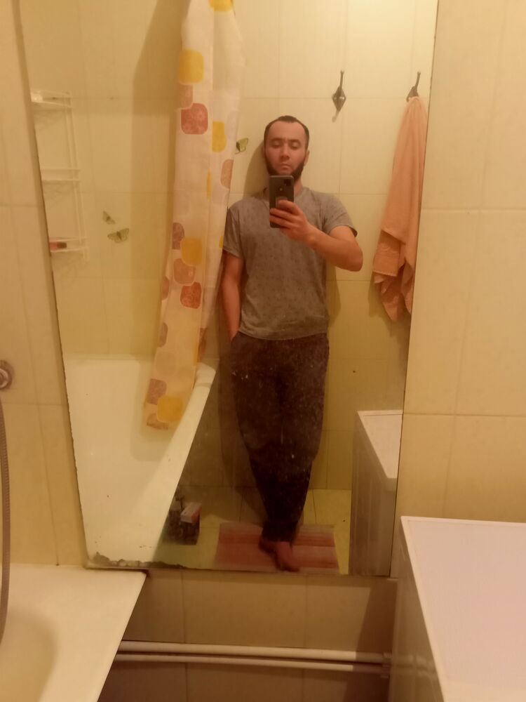  ,   Dostonbek, 35 ,   ,   