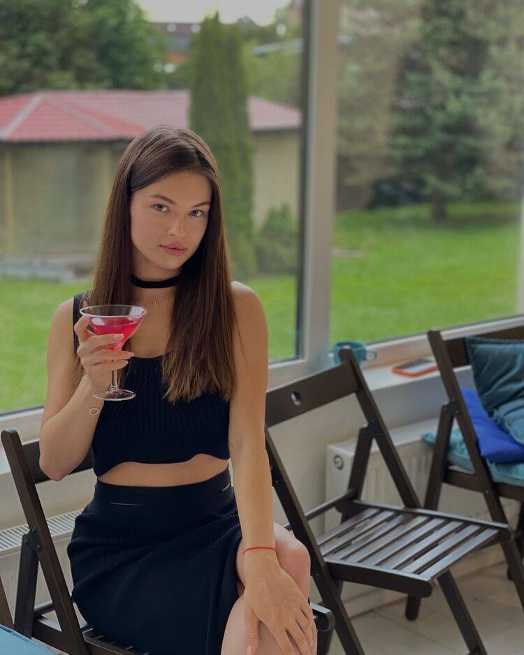  ,   Masha, 24 ,   ,   