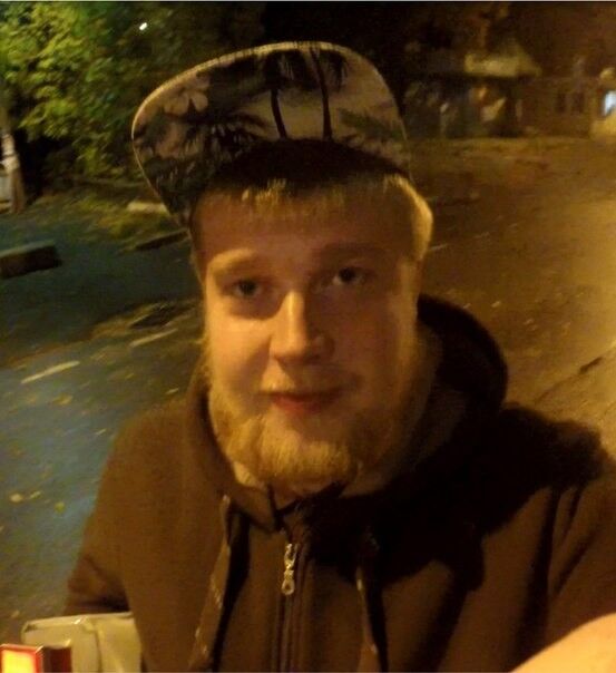  8360895  Daniil, 34 ,    