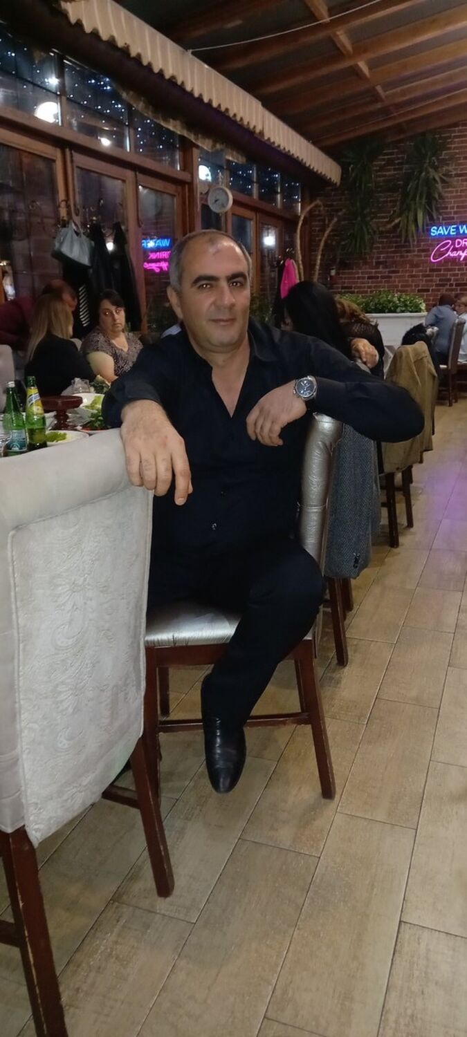  ,   Mark, 42 ,  