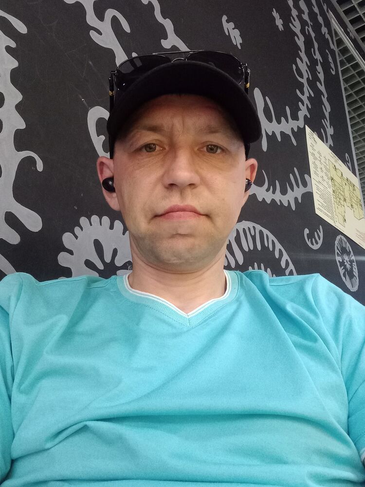  36570435  , 44 ,    