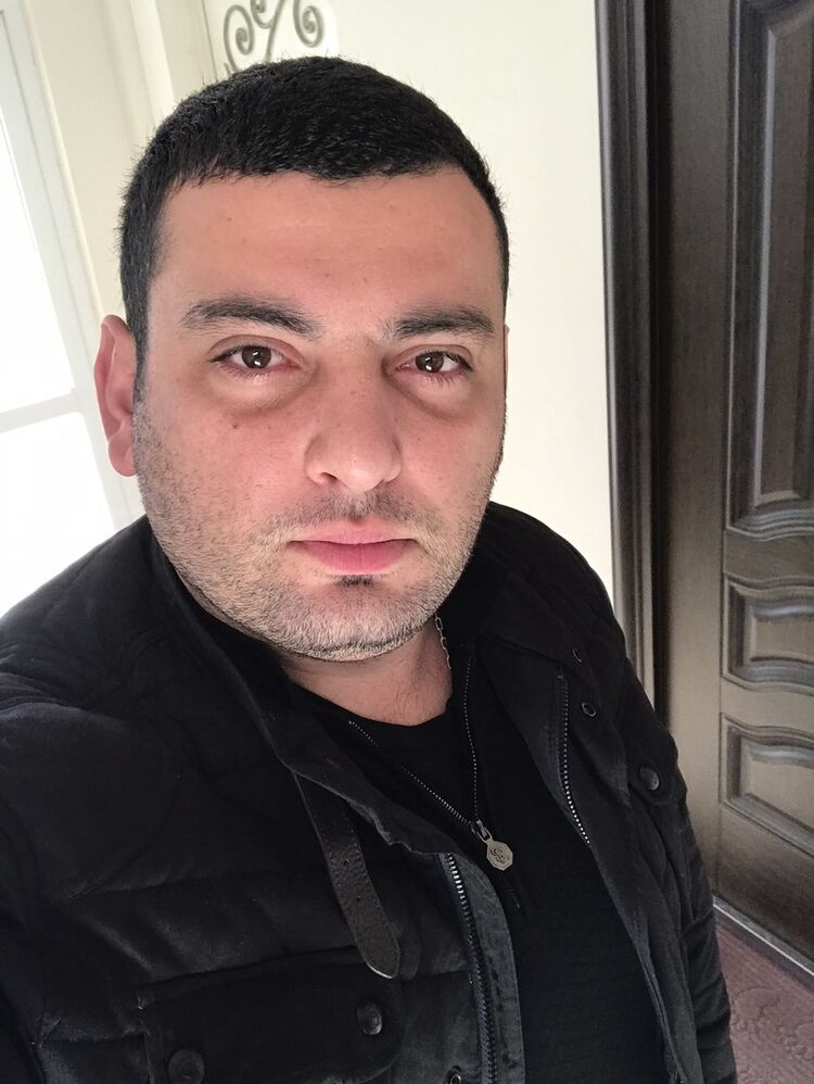  19131065  Nika, 37 ,    